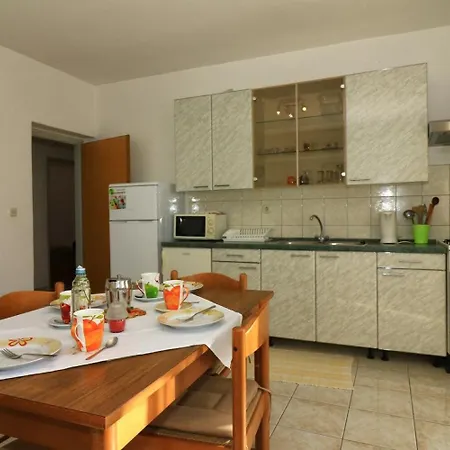 Slavica Apartman *
