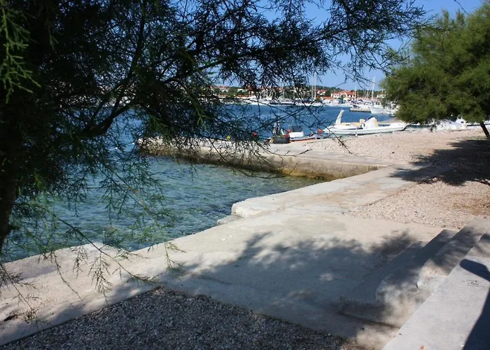 Slavica Apartman Jezera